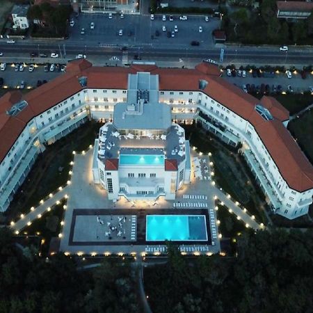 Toscana Charme Resort ティレニア エクステリア 写真 Aerial view of the hotel