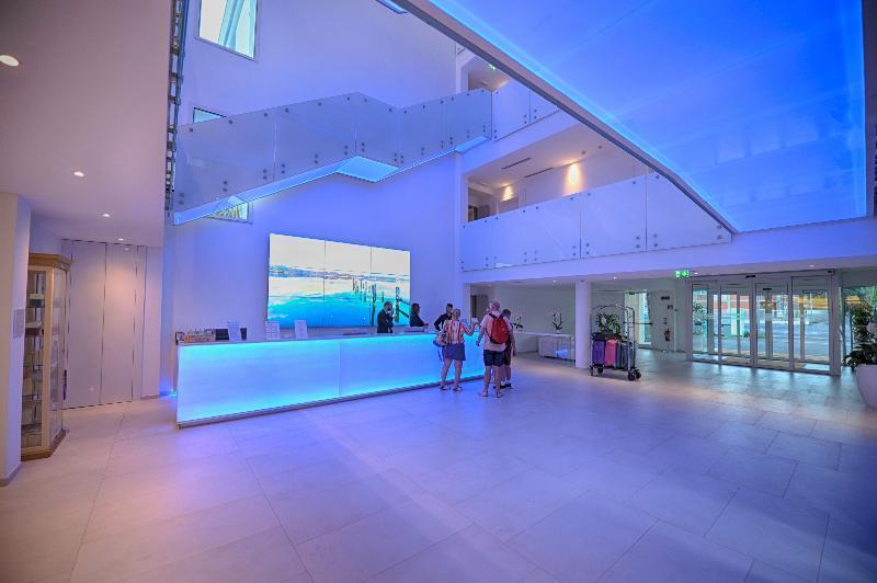Toscana Charme Resort ティレニア エクステリア 写真 The lobby of the hotel