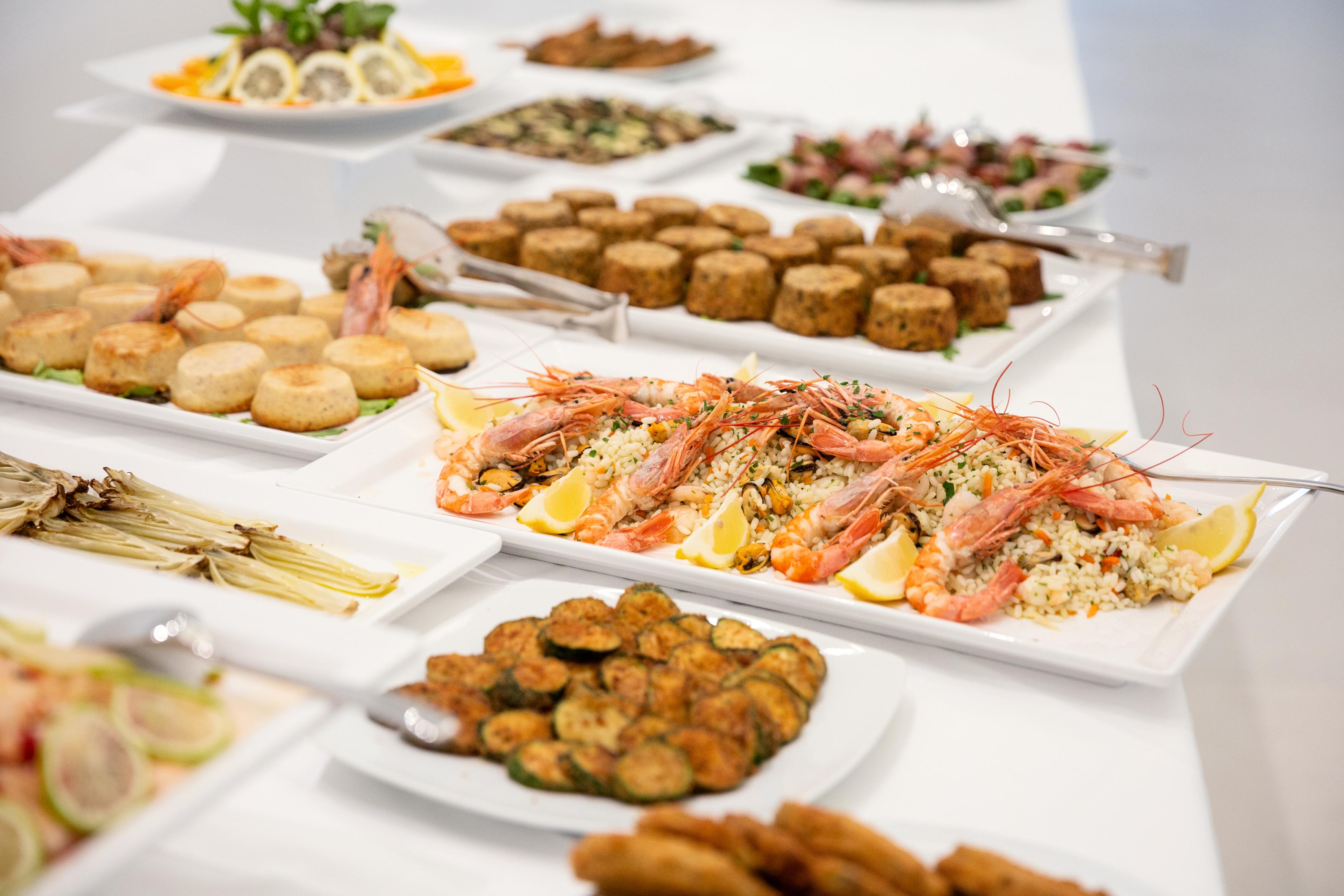 Toscana Charme Resort ティレニア エクステリア 写真 A buffet